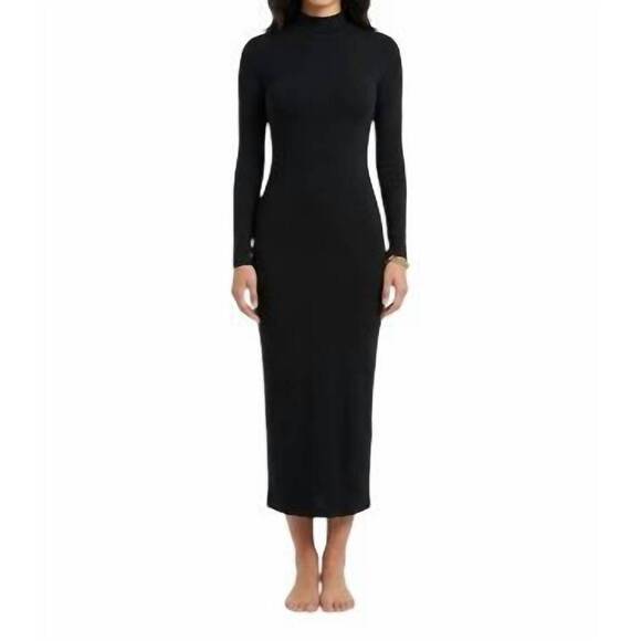 HYFVE Dresses & Skirts - NEW HYFVE curve-hugging turtleneck maxi dress in black